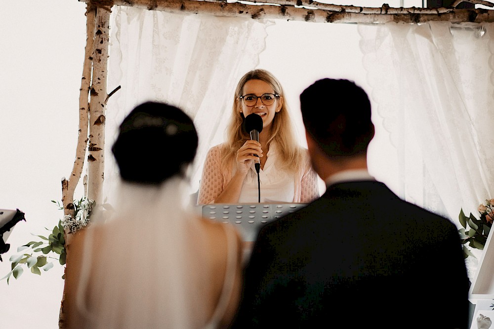 reportage Hochzeit auf dem Hofgut Maisenburg 43