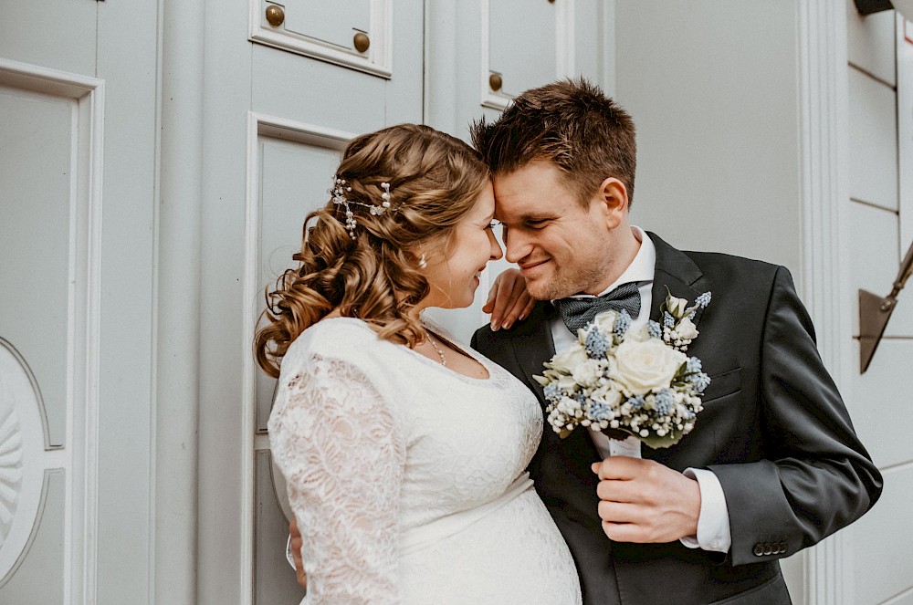 reportage Standesamtliche Hochzeit von C&T - Das Schlößchen im Kurpark von Bad Nenndorf 36