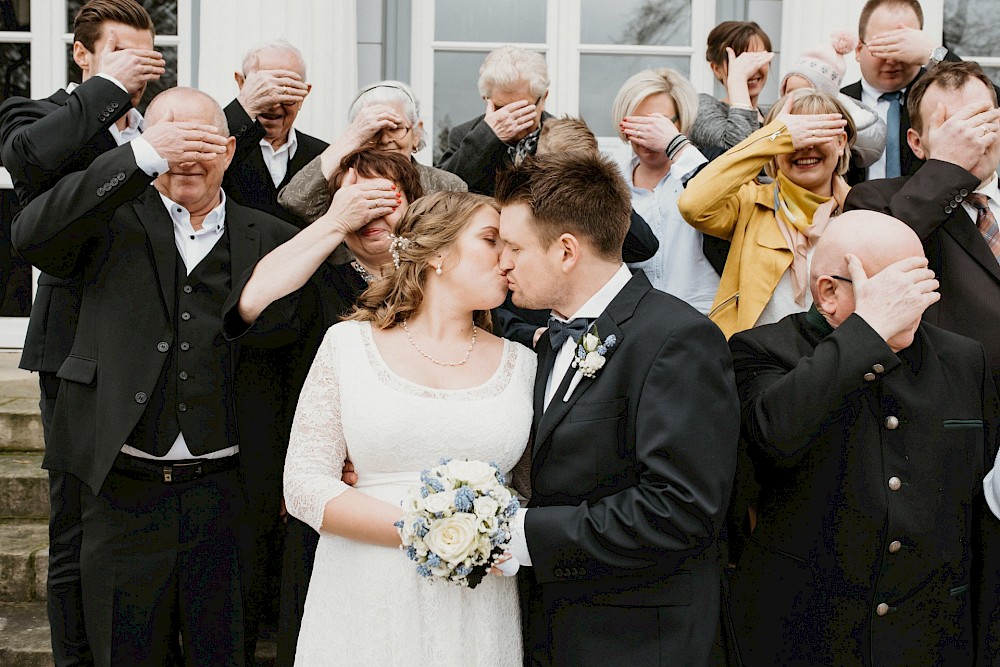 reportage Standesamtliche Hochzeit von C&T - Das Schlößchen im Kurpark von Bad Nenndorf 46