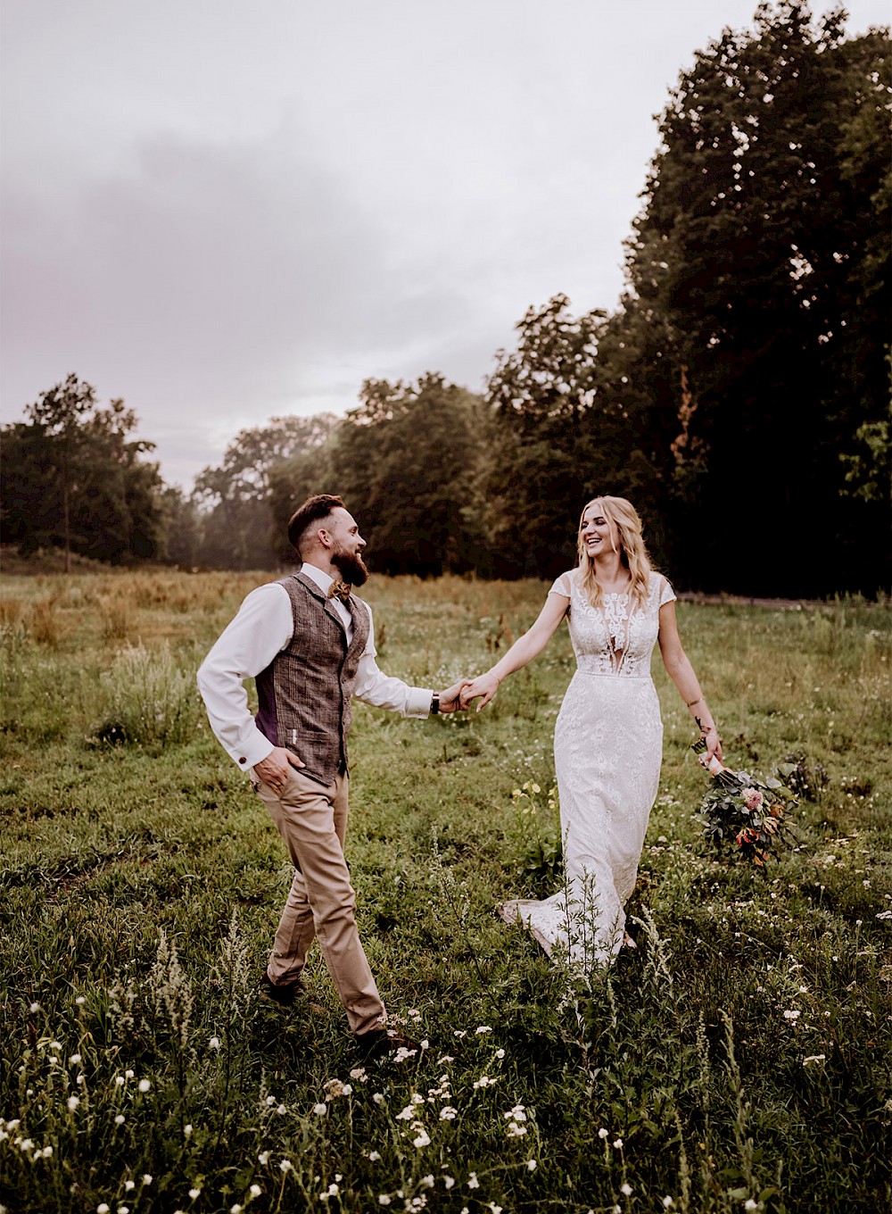 reportage Regenhochzeit in der Feste Scheune Berlin 11