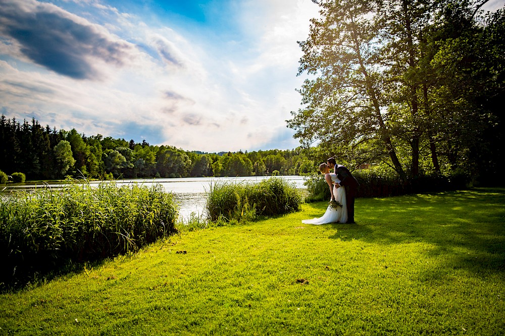 reportage Sommerhochzeit am Teich 38