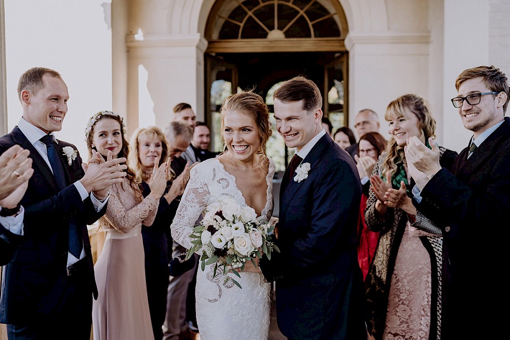 reportage SCHLOSS KARTZOW POTSDAM HOCHZEITSREPORTAGE VON HOCHZEITSLICHT 53