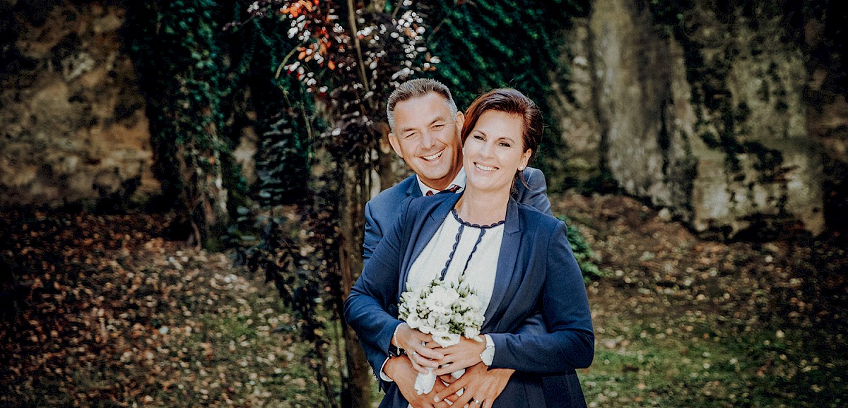 Hochzeitsshooting nach der Trauung im Stadtpark in Nördlingen