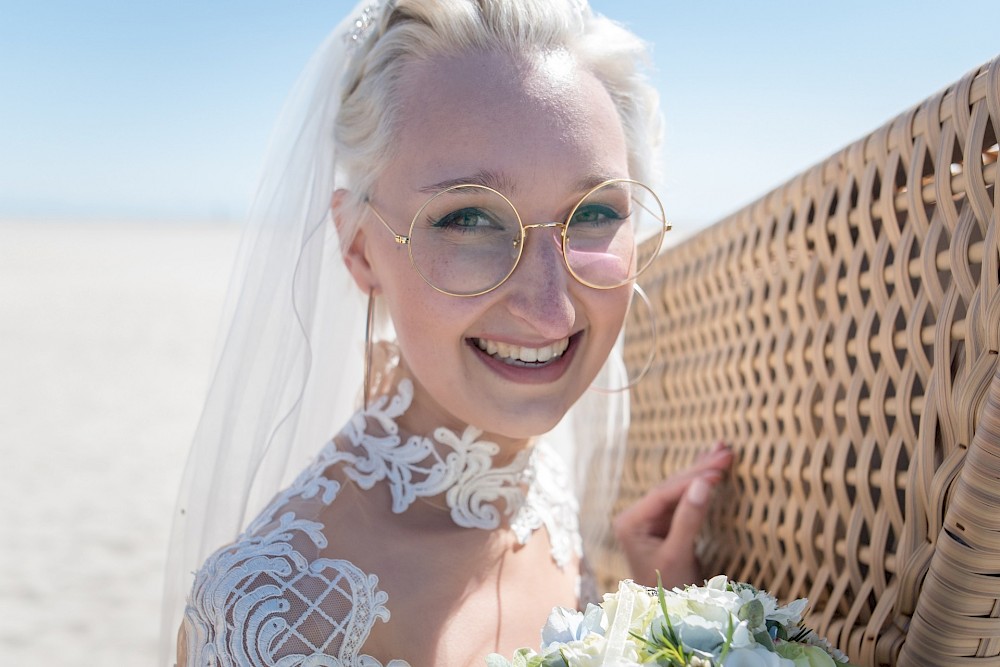 reportage Nordseewife Ahoi! Strandhochzeit von Marsha & Julian im Mai 2019 in St. Peter Ording und Empfang im Wellenreiter in Tating 32