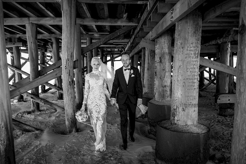 reportage Nordseewife Ahoi! Strandhochzeit von Marsha & Julian im Mai 2019 in St. Peter Ording und Empfang im Wellenreiter in Tating 38