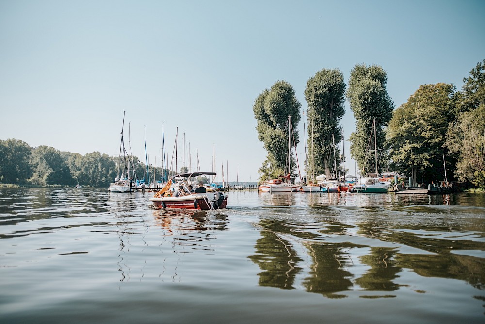 reportage Freie Trauung auf der Insel Lindwerder in Berlin 2