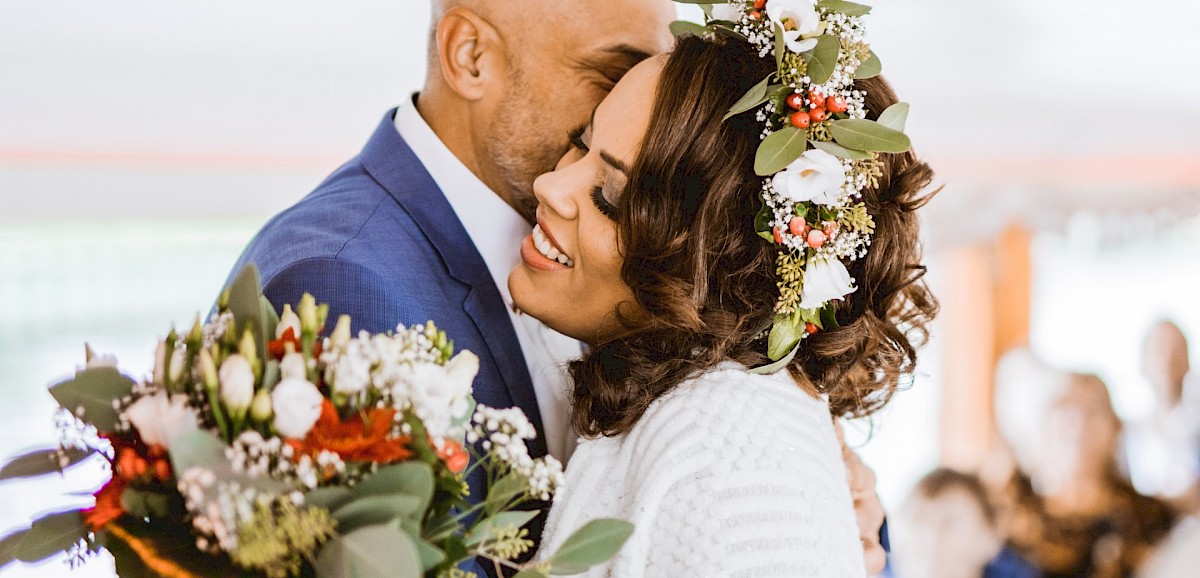 Hochzeitsfotograf Berlin - Auf der Reederei Lüdicke in Berlin war es ganz schön Windig
