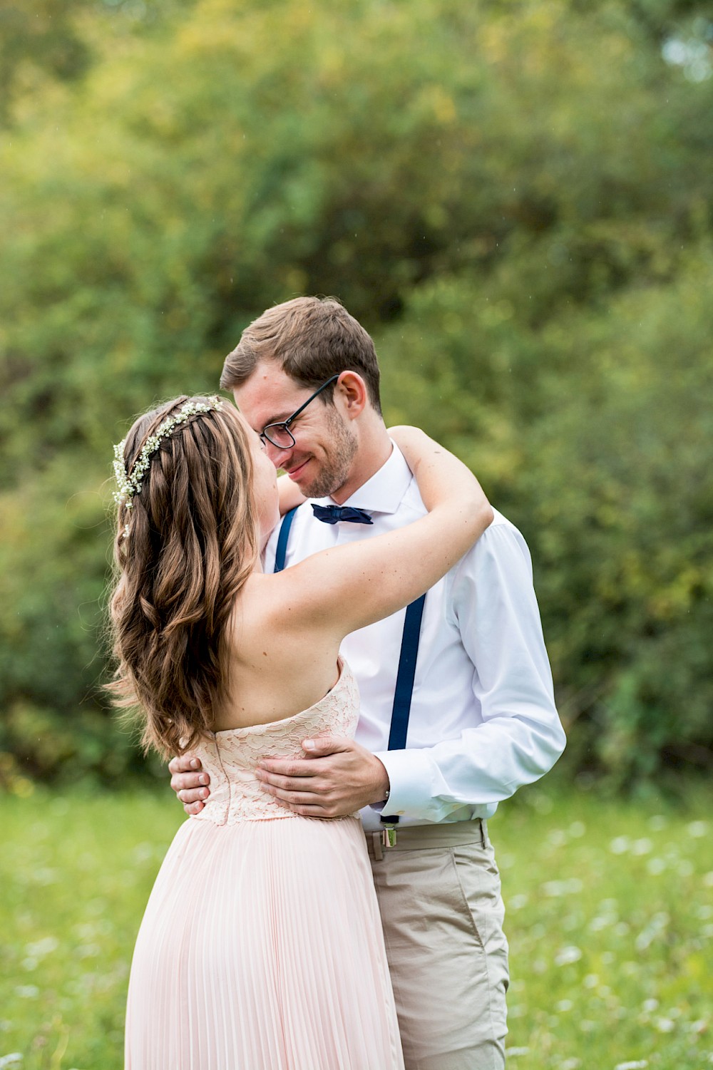 reportage Standesamtliche Hochzeit im Grünen 8