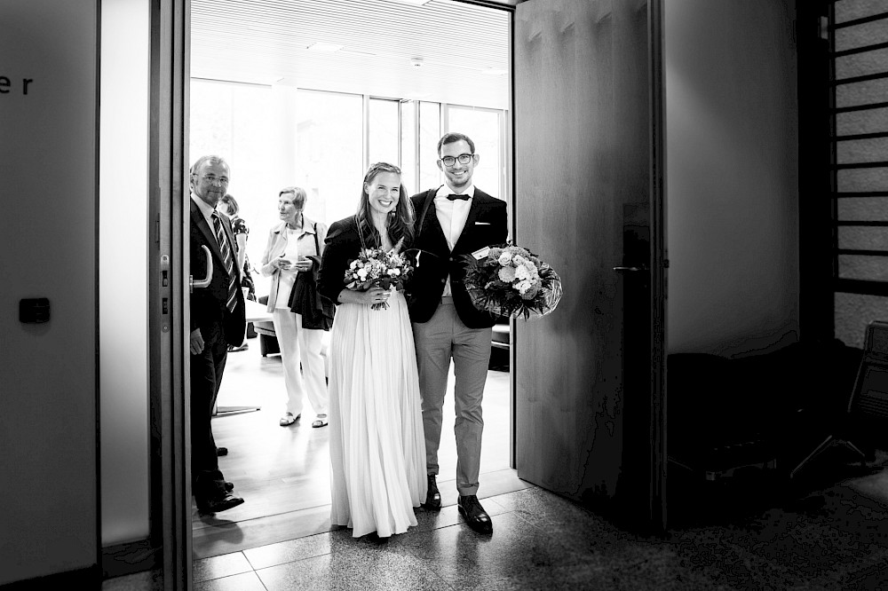 reportage Standesamtliche Hochzeit im Grünen 23