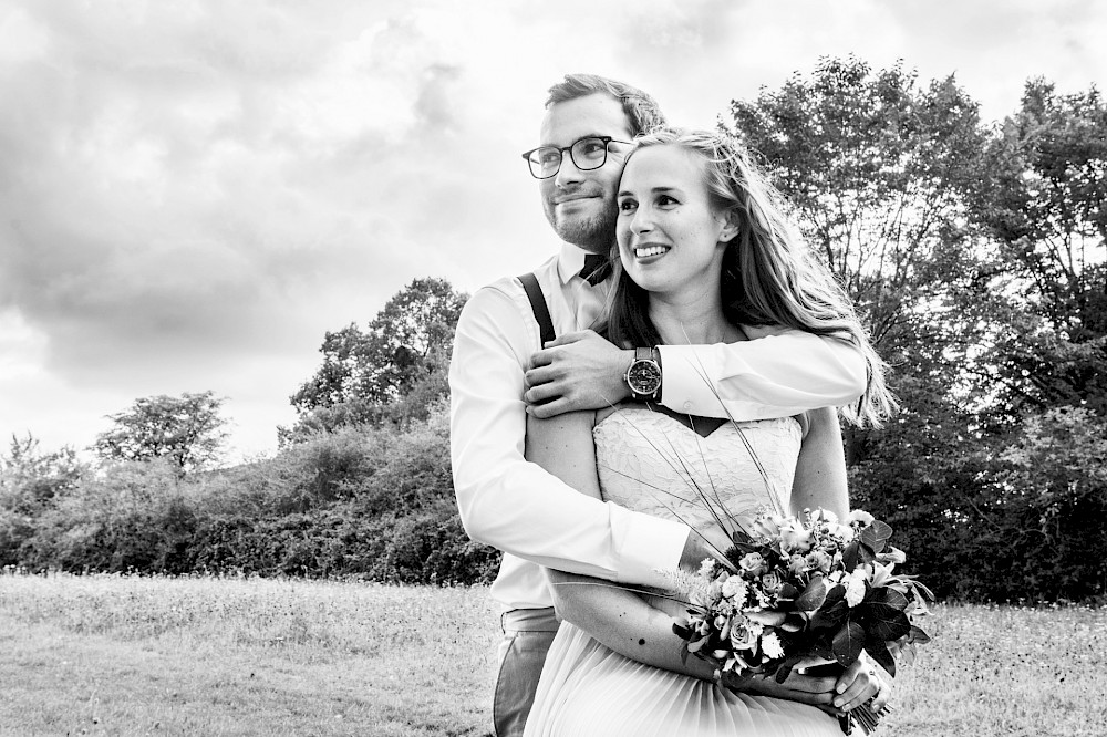 reportage Standesamtliche Hochzeit im Grünen 28