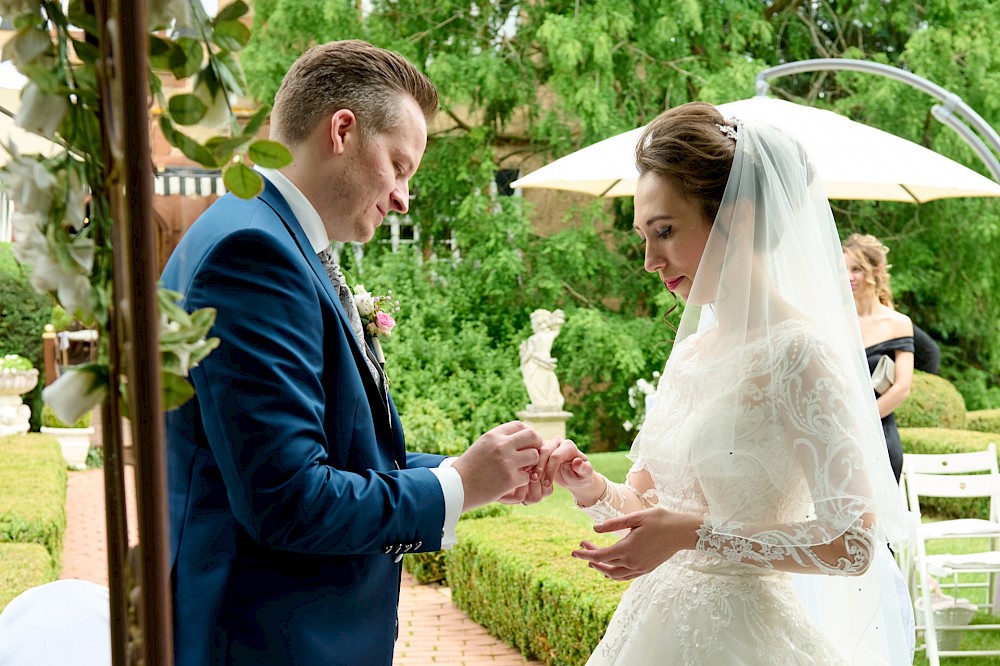 reportage Märchenhochzeit im Schloss Stammheim 17