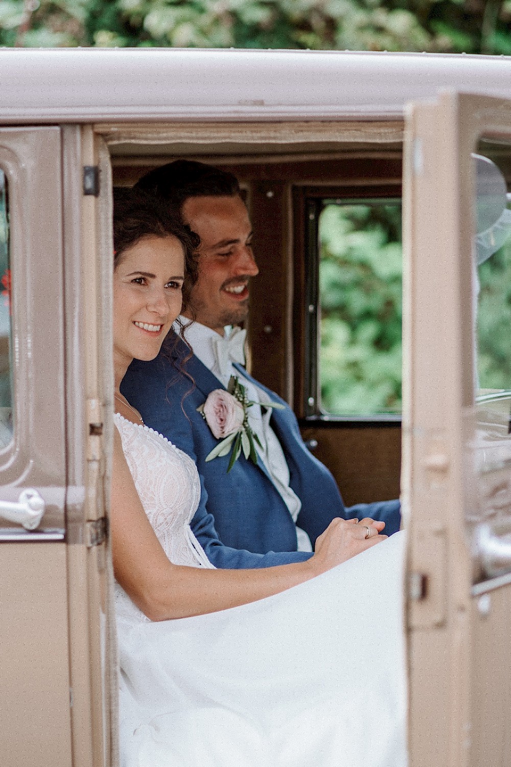 reportage Kirchliche Hochzeit im Sommer 29