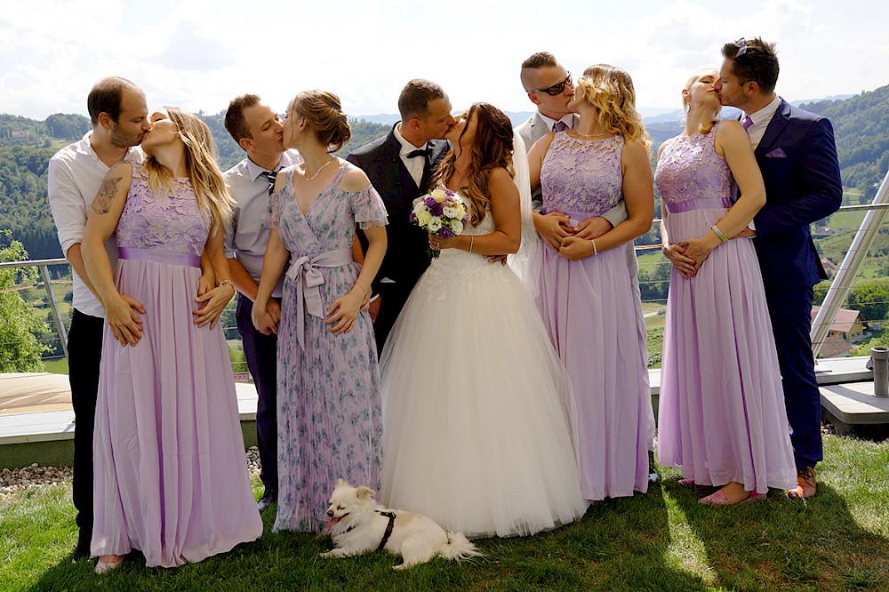 reportage Hochzeit mit Pferd und Hund am Weingut Schilhan 8