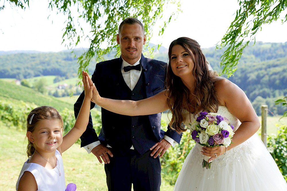 reportage Hochzeit mit Pferd und Hund am Weingut Schilhan 3