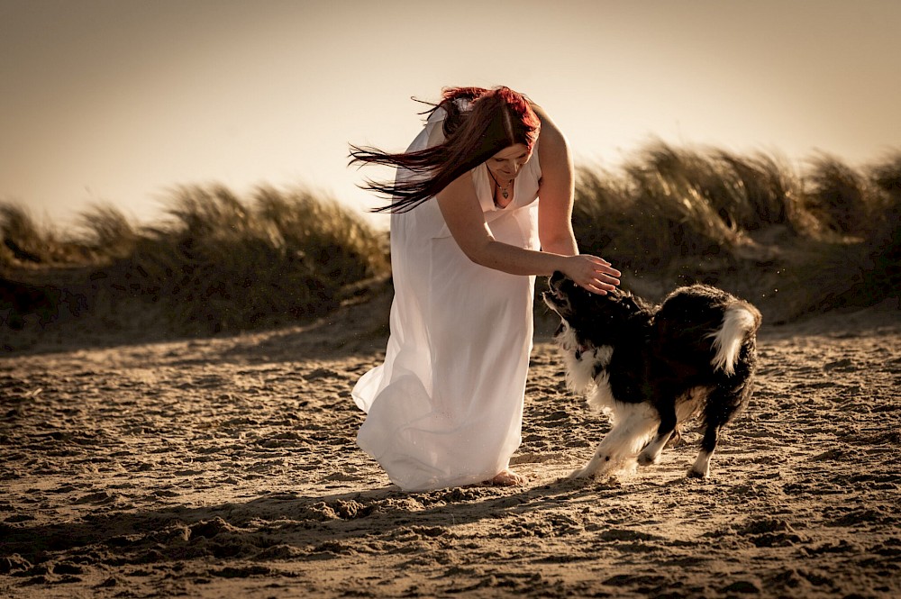 reportage Elopement Wedding am Strand von Schillig 36