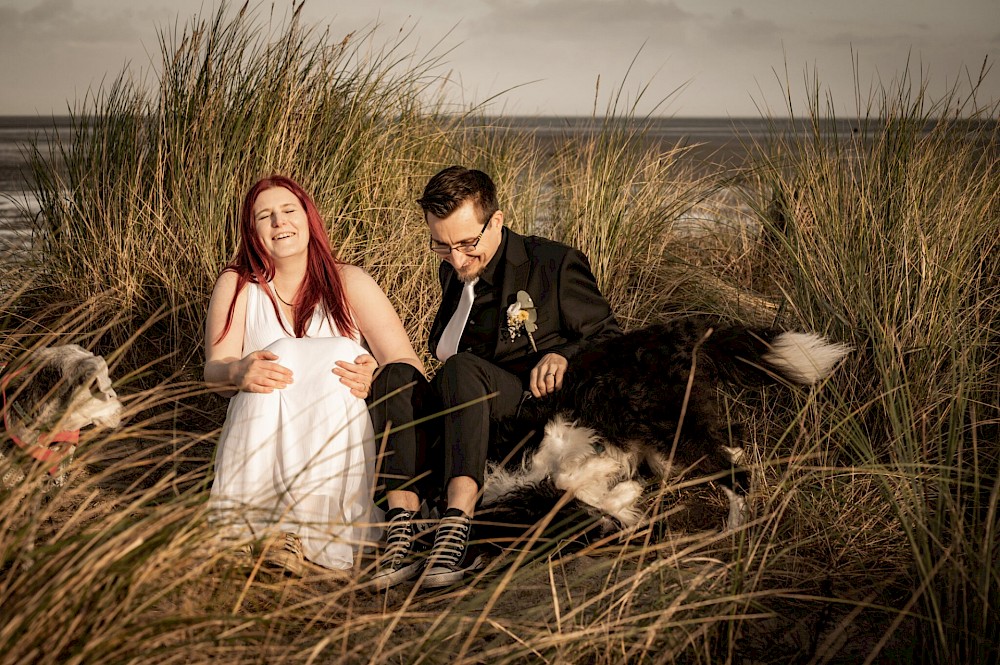 reportage Elopement Wedding am Strand von Schillig 48