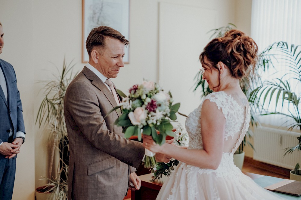 reportage Standesamtliche Hochzeit in Kremmen 11