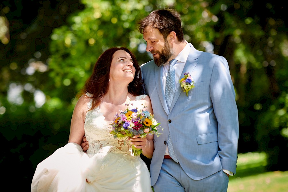 reportage Sommerhochzeit im "Vespergärtchen" 16