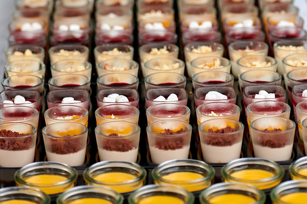 reportage Sommerhochzeit im "Vespergärtchen" 29