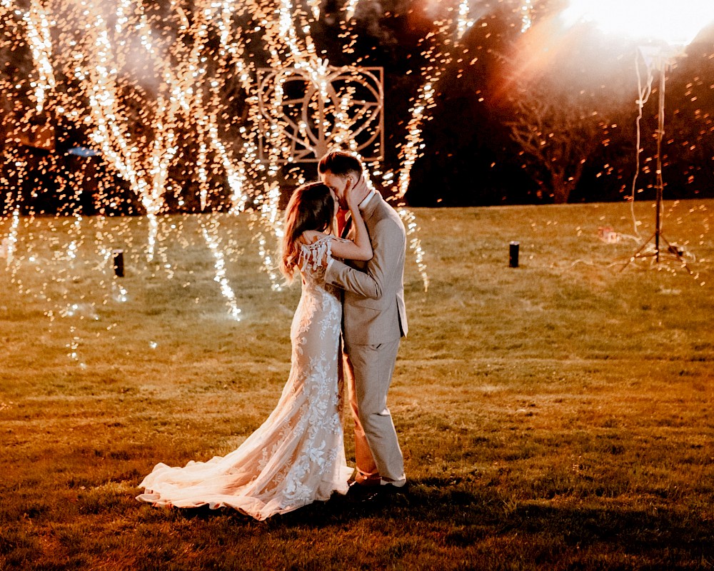 reportage Eine Hochzeit auf dem Burghof in Brombachtal im Odenwald 19