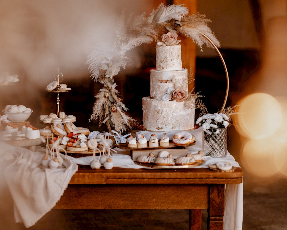 reportage Eine Hochzeit auf dem Burghof in Brombachtal im Odenwald 26