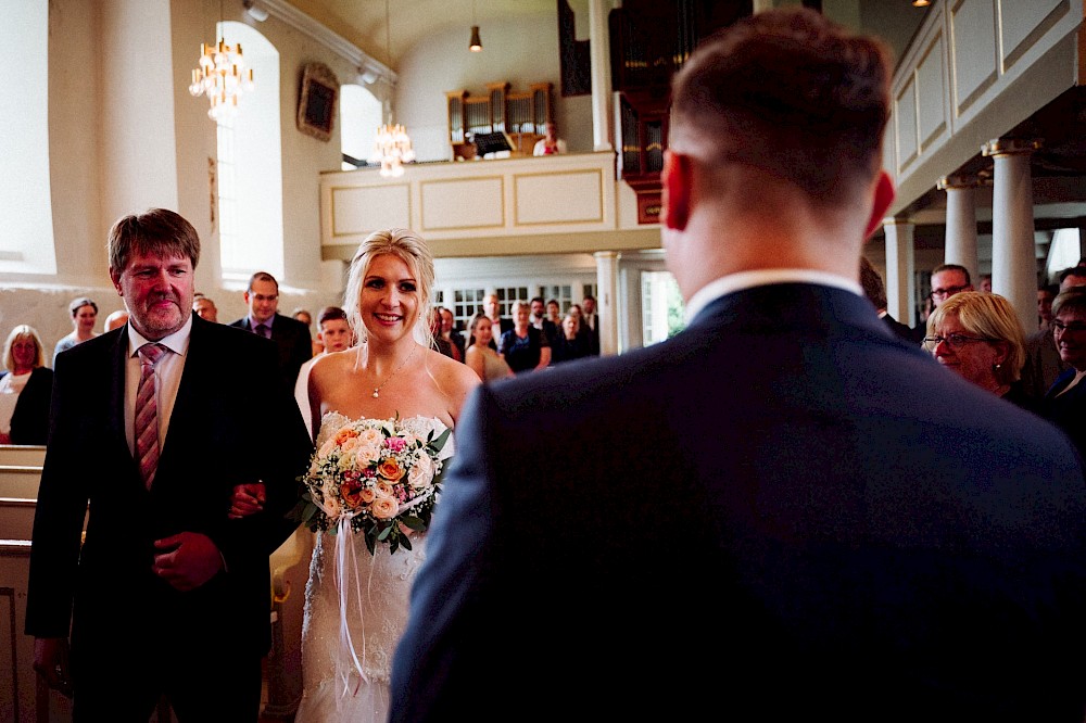 reportage Eine Hochzeit in der Op de Deel Festscheune bei Cuxhaven 24