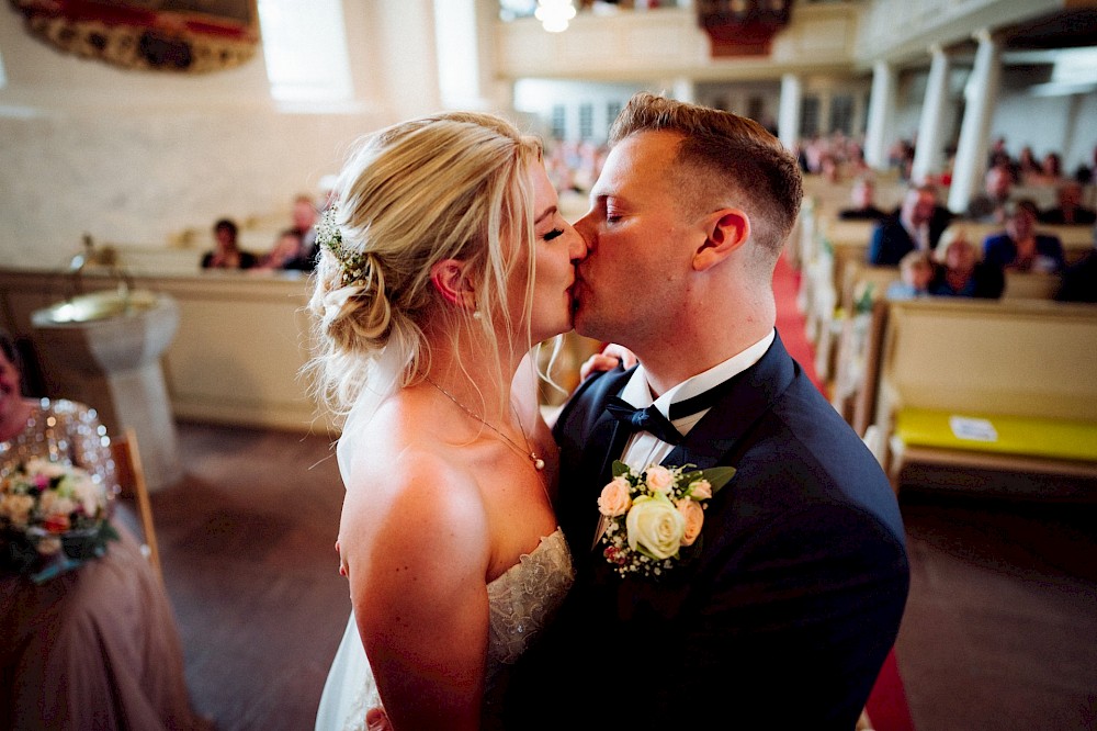 reportage Eine Hochzeit in der Op de Deel Festscheune bei Cuxhaven 29