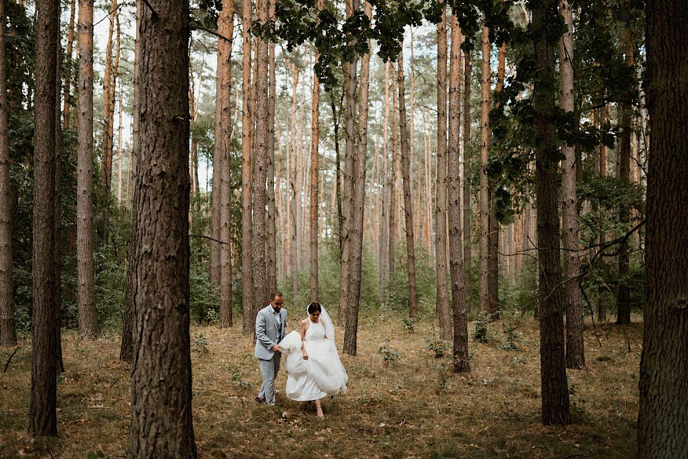 reportage Gartenhochzeit im Forsthaus Strelitz 32