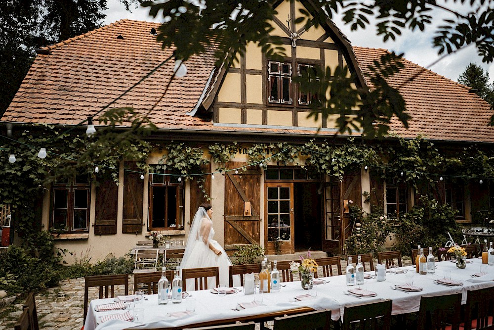 reportage Gartenhochzeit im Forsthaus Strelitz 40