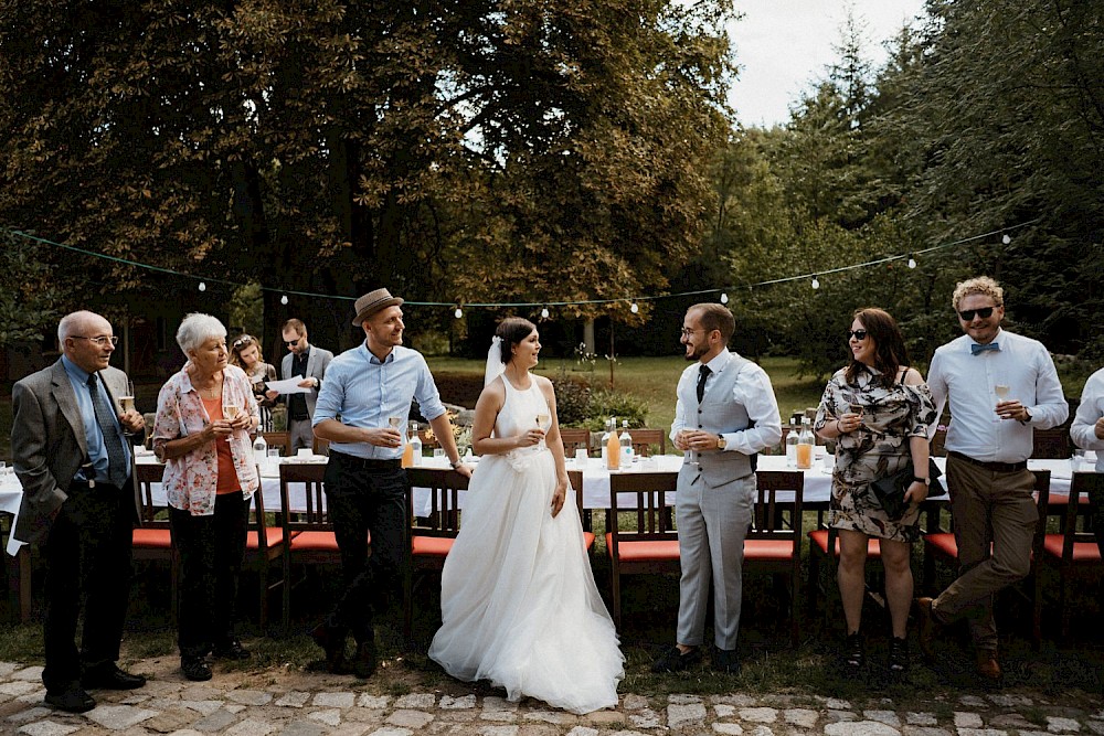 reportage Gartenhochzeit im Forsthaus Strelitz 41