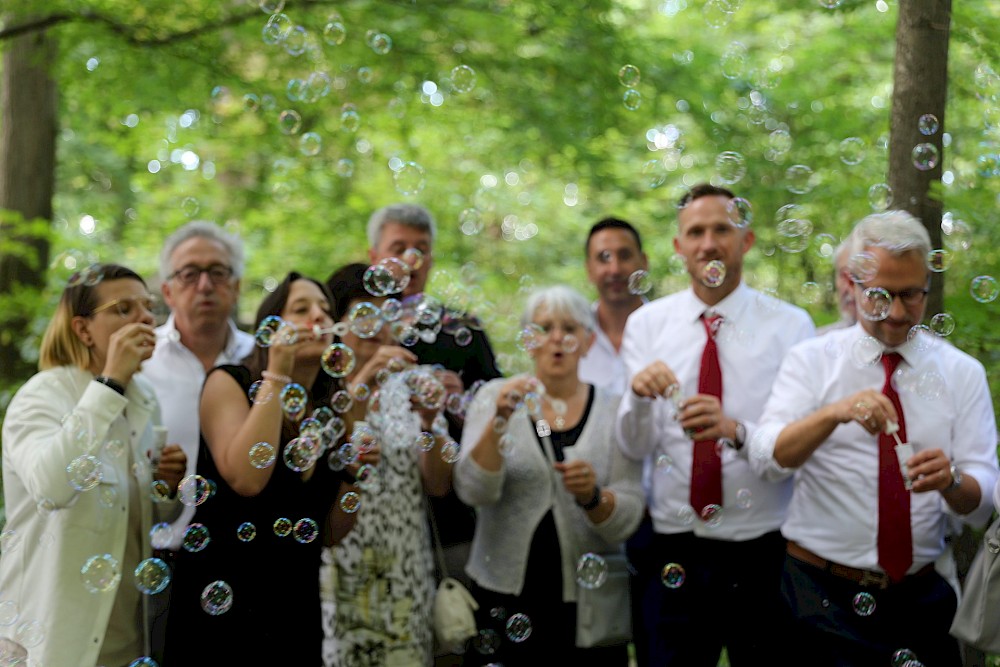 reportage Seifenblasenshooting an Hochzeitstag von Markus und Roland 15