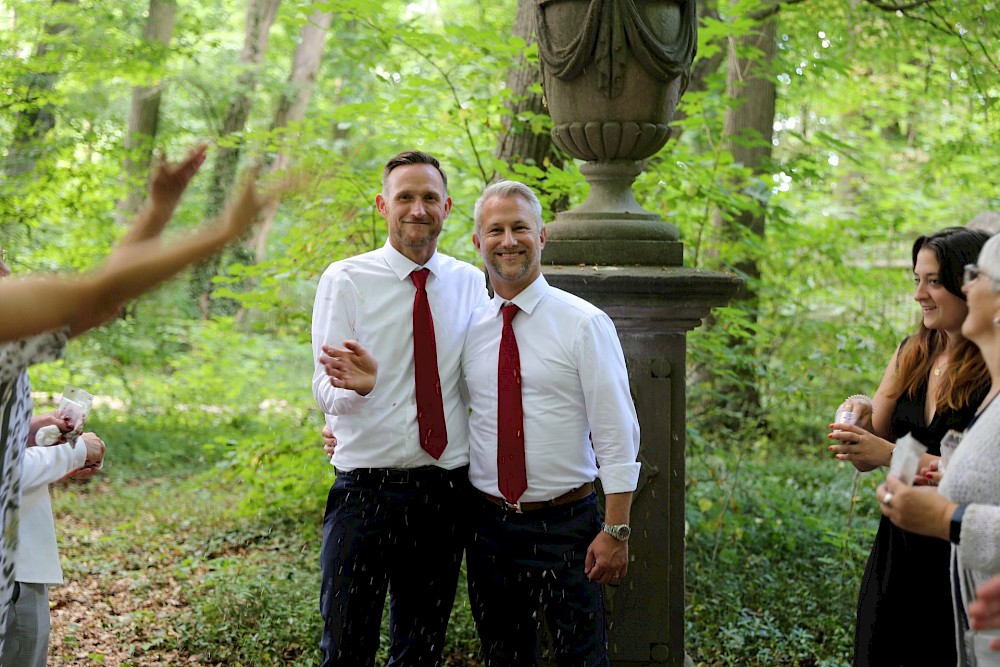 reportage Seifenblasenshooting an Hochzeitstag von Markus und Roland 29