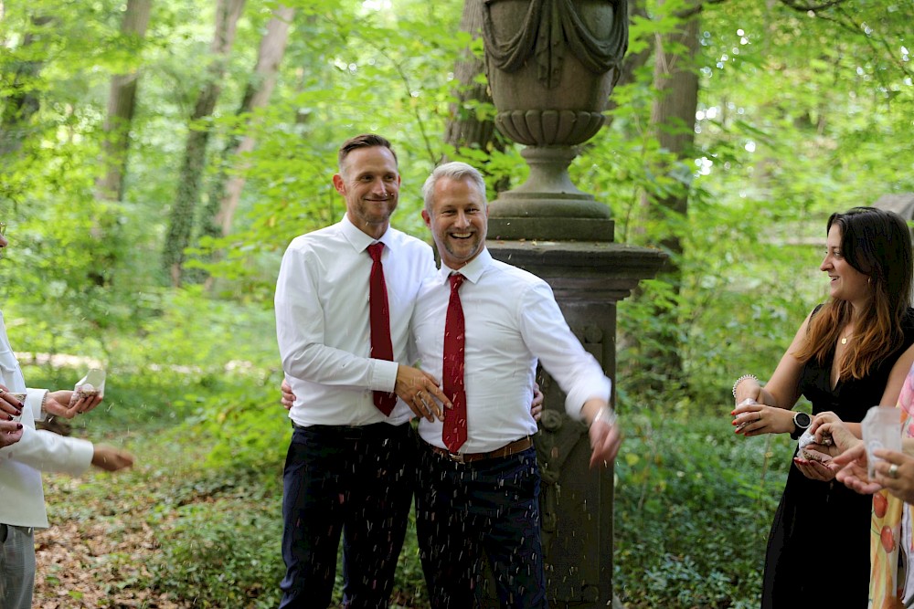 reportage Seifenblasenshooting an Hochzeitstag von Markus und Roland 11