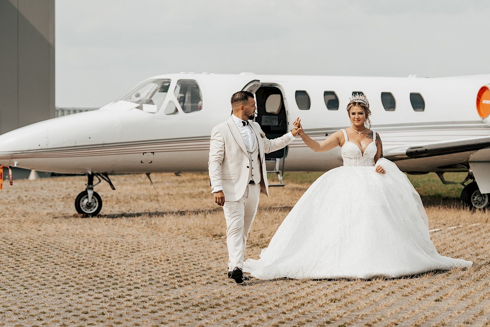 reportage HOCHZEITSFOTOGRAFIE - ROSSDORF IN HESSEN| UND HOCHZEITREPORTAGE VON WUNDERSCHÖNEM BRAUTPAAR CHRISTINA UND MAURIC 49