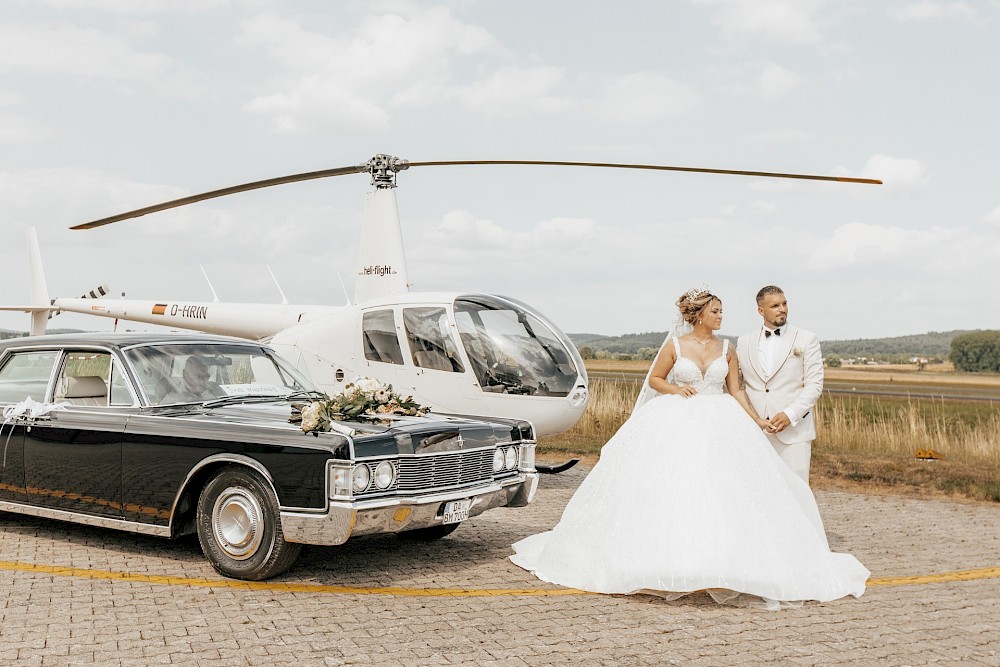 reportage HOCHZEITSFOTOGRAFIE - ROSSDORF IN HESSEN| UND HOCHZEITREPORTAGE VON WUNDERSCHÖNEM BRAUTPAAR CHRISTINA UND MAURIC 2