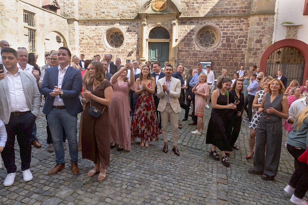 reportage Tolle Romantik und Familiensinn auf dem Schloss und zünftige Feier 11