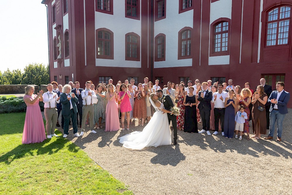 reportage Tolle Romantik und Familiensinn auf dem Schloss und zünftige Feier 15