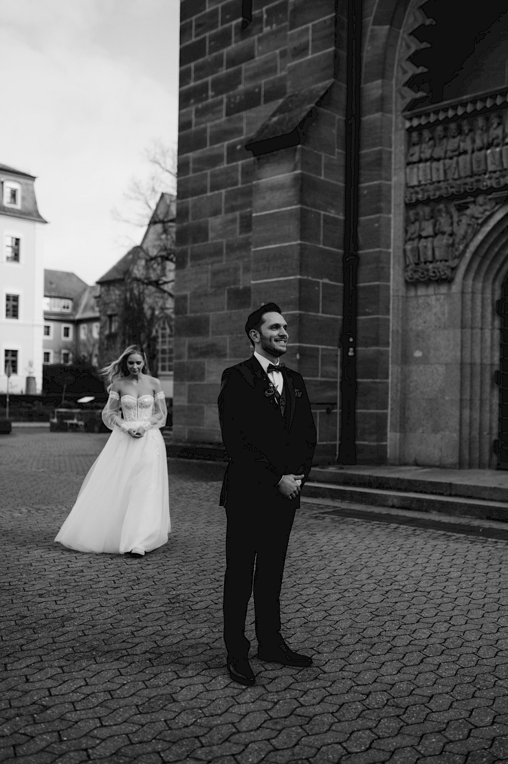 reportage Sommer, Liebe & zwei wunderschöne Kleider: Gartenhochzeit in Gunzenhausen 7