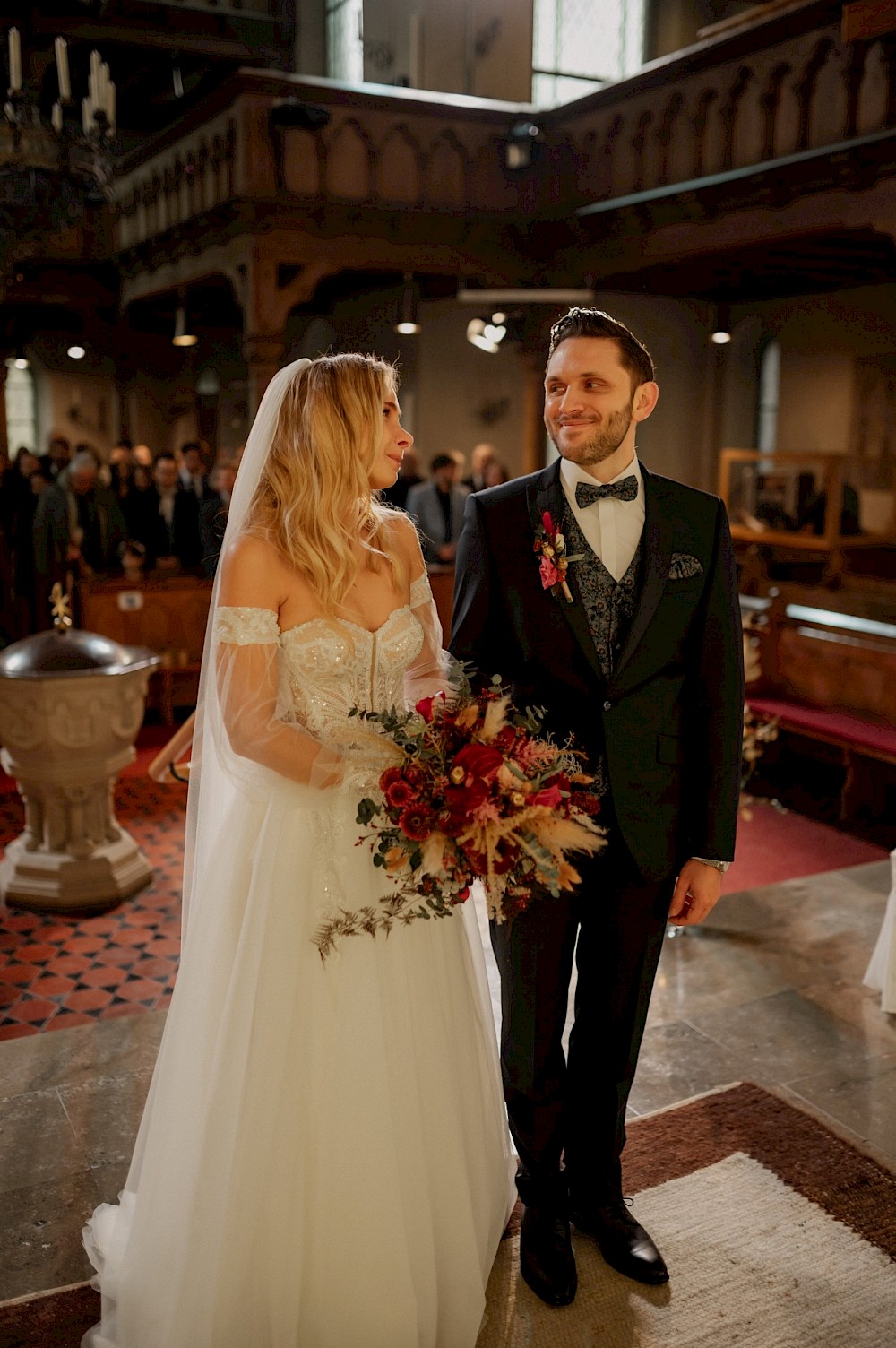 reportage Sommer, Liebe & zwei wunderschöne Kleider: Gartenhochzeit in Gunzenhausen 37