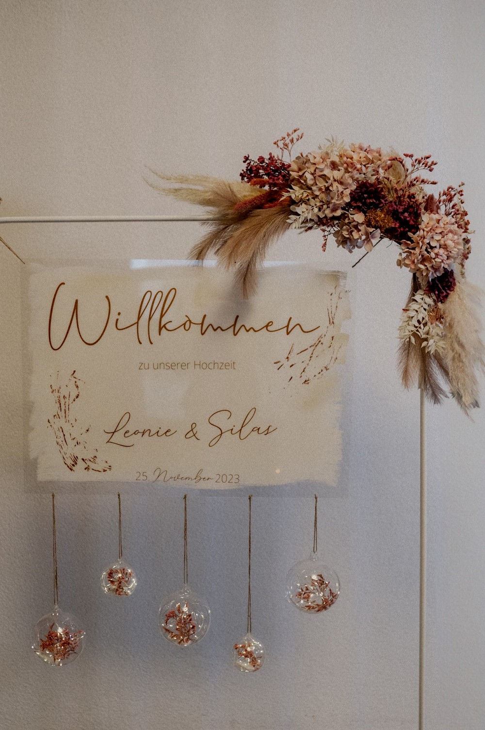 reportage Sommer, Liebe & zwei wunderschöne Kleider: Gartenhochzeit in Gunzenhausen 39