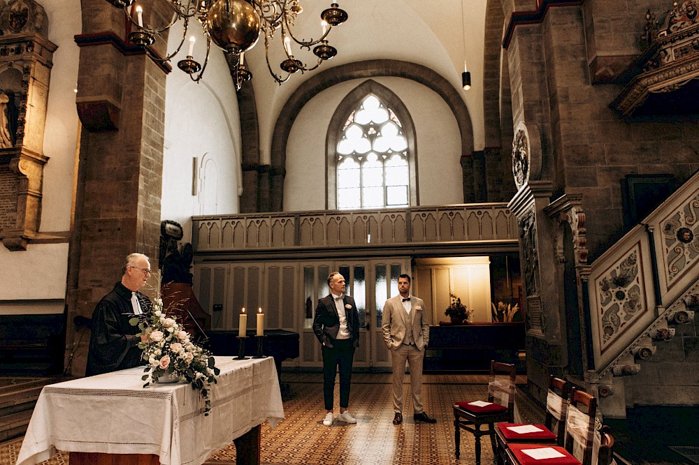 reportage Kirchliche Trauung in Minden, Shooting und Hochzeitsfeier 3