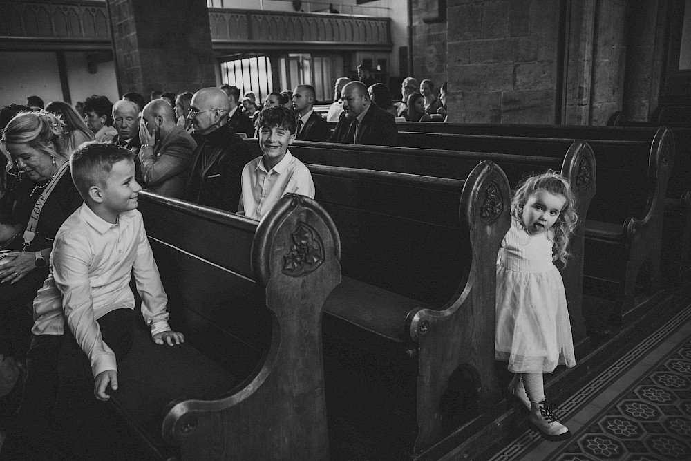 reportage Kirchliche Trauung in Minden, Shooting und Hochzeitsfeier 6