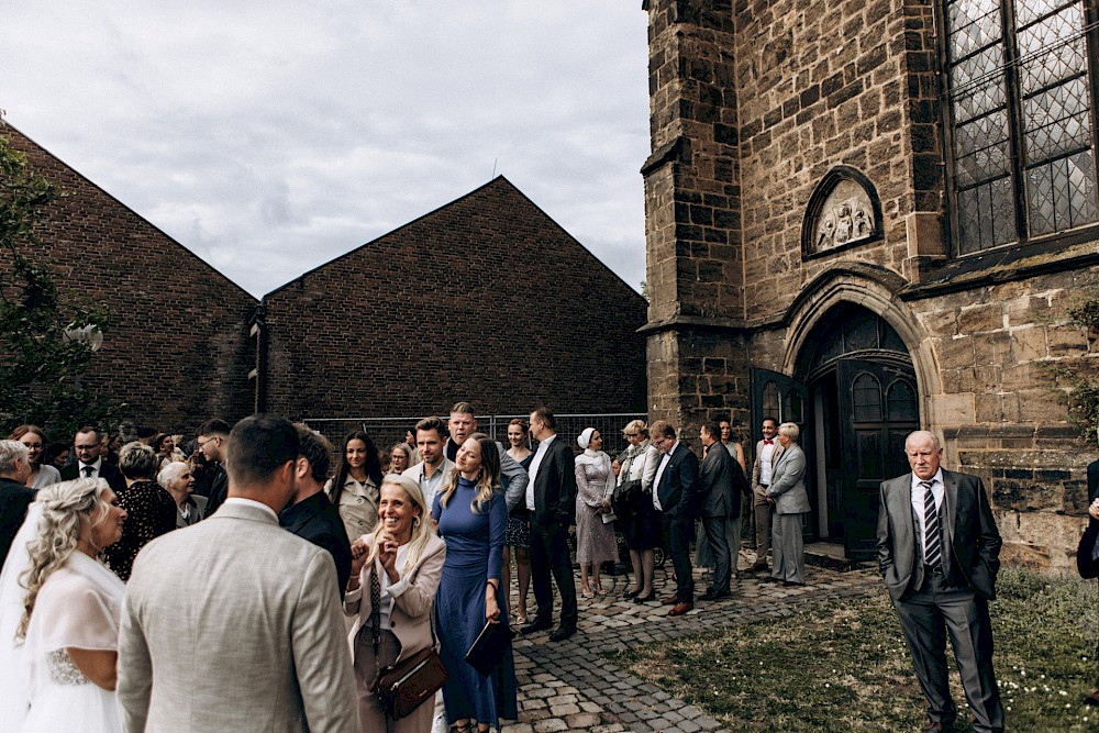 reportage Kirchliche Trauung in Minden, Shooting und Hochzeitsfeier 29