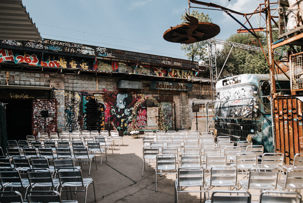 reportage Festival Hochzeit auf dem "Künstlerschrottplatz" Odonien 21