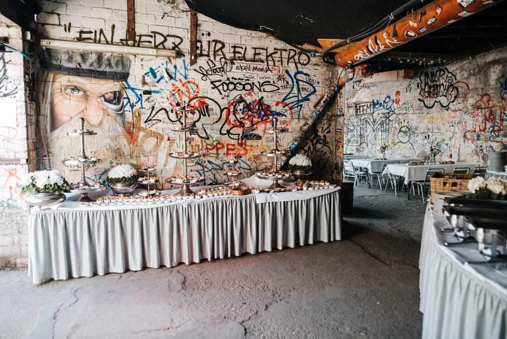 reportage Festival Hochzeit auf dem "Künstlerschrottplatz" Odonien 38