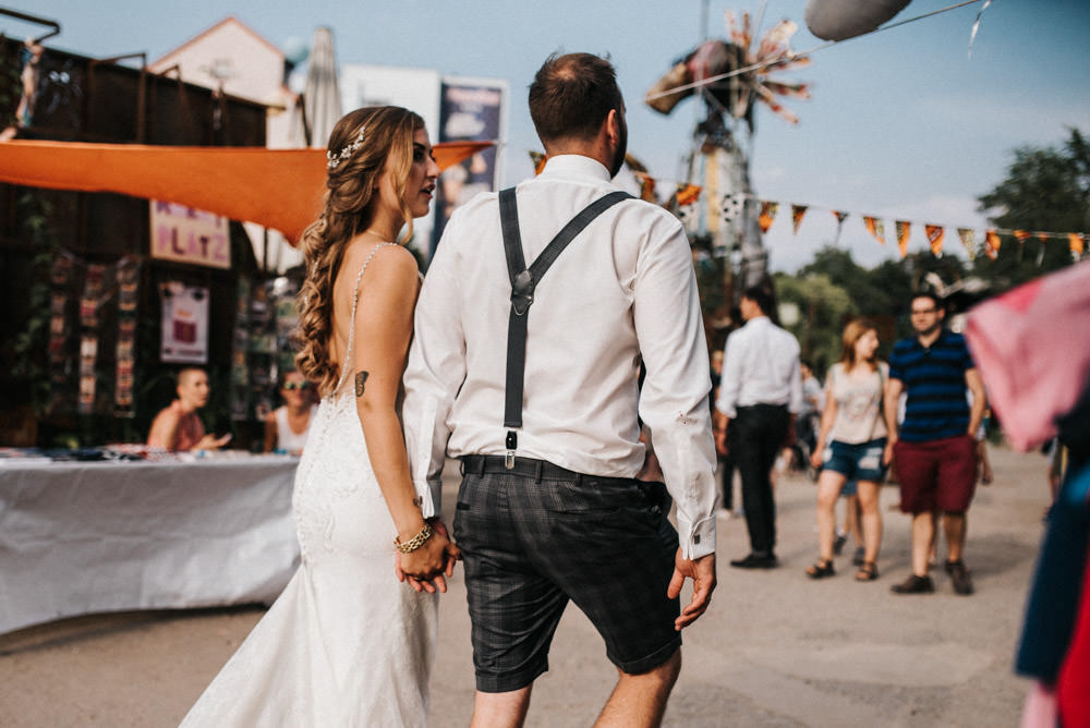 reportage Festival Hochzeit auf dem "Künstlerschrottplatz" Odonien 45