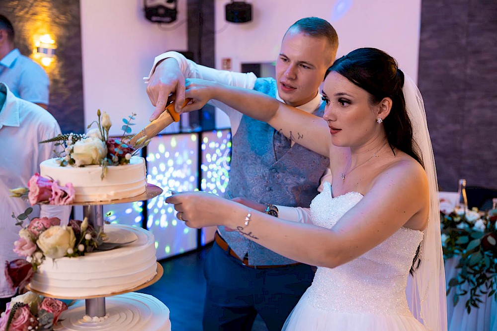 reportage Hochzeit in Offenburg Schloß Ortenberg Anna & Igor 26