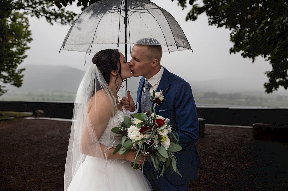 reportage Hochzeit in Offenburg Schloß Ortenberg Anna & Igor 13