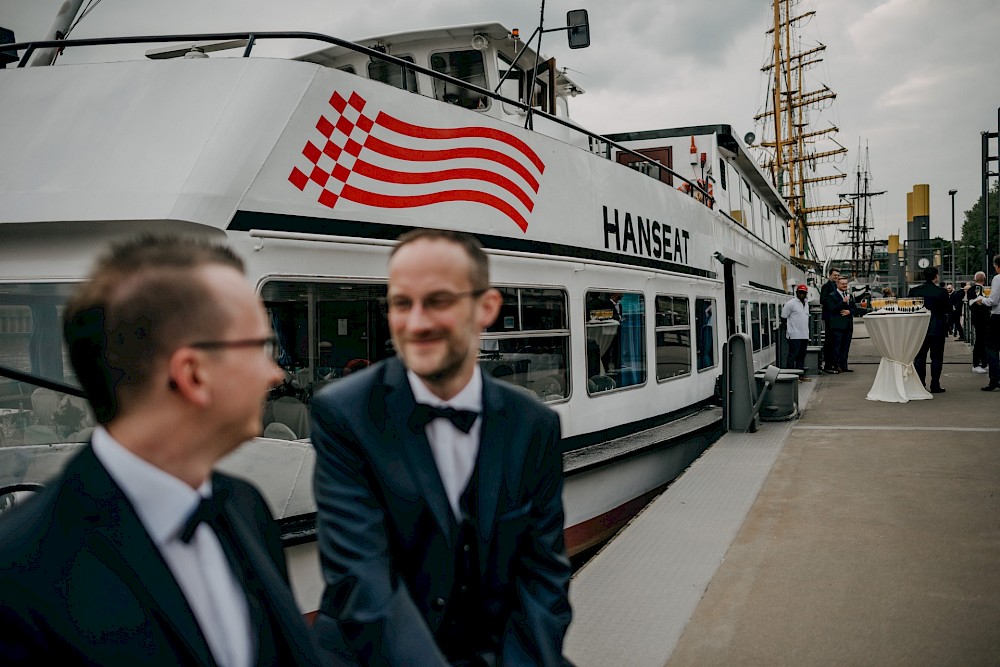 reportage Hochzeit auf der MS Hanseat in Bremen 44