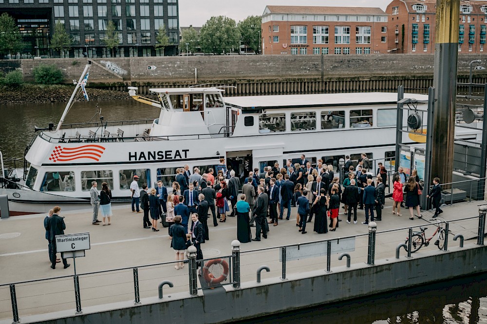 reportage Hochzeit auf der MS Hanseat in Bremen 46